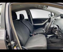 Toyota Yaris With a MOT valid until June 2026, this 2011 Toyota Yaris 1.33L Petrol Dual VVT-i T Spir - 14