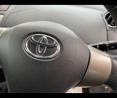 Toyota Yaris With a MOT valid until June 2026, this 2011 Toyota Yaris 1.33L Petrol Dual VVT-i T Spir - 25