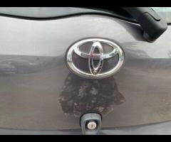 Toyota Yaris With a MOT valid until June 2026, this 2011 Toyota Yaris 1.33L Petrol Dual VVT-i T Spir - 41