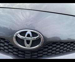 Toyota Yaris With a MOT valid until June 2026, this 2011 Toyota Yaris 1.33L Petrol Dual VVT-i T Spir - 48