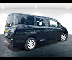 Toyota Voxy This 2019 Toyota Voxy is a reliable import car that's perfect for drivers who want a sty - 4