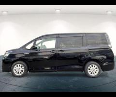 Toyota Voxy This 2019 Toyota Voxy is a reliable import car that's perfect for drivers who want a sty - 8