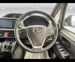 Toyota Voxy This 2019 Toyota Voxy is a reliable import car that's perfect for drivers who want a sty - 26