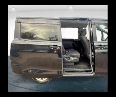 Toyota Voxy This 2019 Toyota Voxy is a reliable import car that's perfect for drivers who want a sty - 46