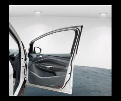 Ford C-Max  2014 FORD C-MAX 1.0T ECOBOOST ZETEC - ULEZ FREE, HUGE MOT & LOW MILES! 

 ULEZ COMPL - 39