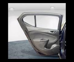 Vauxhall Astra  2018 VAUXHALL ASTRA 1.4i TURBO SRi - ULEZ FREE, RECENT SERVICE & 6 MONTH WARRANT - 42