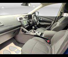 Renault Kadjar  2017 RENAULT KADJAR 1.2 TCE DYNAMIQUE NAV - ULEZ FREE & LONG MOT! 

 ULEZ COMPLI - 18