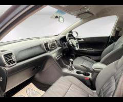 Kia Sportage  2016 KIA SPORTAGE 1.6 GDi 1 EURO 6 - LOW MILEAGE, ULEZ FREE & 6 MONTH WARRANTY! - 19