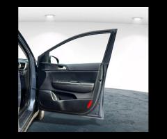 Kia Sportage  2016 KIA SPORTAGE 1.6 GDi 1 EURO 6 - LOW MILEAGE, ULEZ FREE & 6 MONTH WARRANTY! - 40