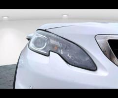 Peugeot 2008  2016 PEUGEOT 2008 1.2 PURETECH ALLURE - ULEZ FREE, LOW MILES & STYLISH! 

 MOT UNT - 61