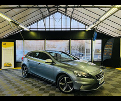 Volvo V40 2.0 V40 R-Design D4 5dr