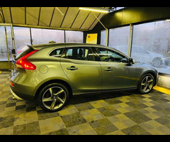 Volvo V40 2.0 V40 R-Design D4 5dr - 9