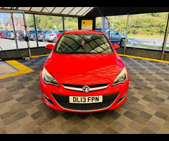 Vauxhall Astra 1.6 Astra SRI Auto 5dr - 4