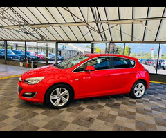 Vauxhall Astra 1.6 Astra SRI Auto 5dr - 5