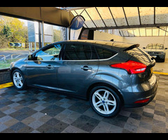 Ford Focus 1.0 Focus Zetec 5dr - 7