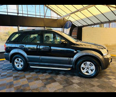 KIA Sorento 2.5 Sorento CRDI XE Auto 4WD 5dr - 3