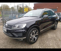 Volkswagen Touareg 3.0 TDI V6 BlueMotion Tech R-Line Tiptronic 4WD Euro 5 (s/s) 5dr - 5