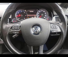 Volkswagen Touareg 3.0 TDI V6 BlueMotion Tech R-Line Tiptronic 4WD Euro 5 (s/s) 5dr - 29