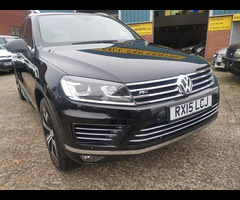 Volkswagen Touareg 3.0 TDI V6 BlueMotion Tech R-Line Tiptronic 4WD Euro 5 (s/s) 5dr - 57