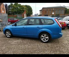 Ford Focus 1.6 Zetec 5dr - 5