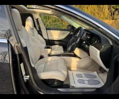Tesla Model S 1 FORMER KEEPER|2 KEYS|

Equipment:
Air Conditioning
Auto Climate Control
Automatic Li - 14
