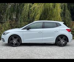 SEAT Ibiza 1 FORMER KEEPER|2 KEYS|FULL SERVICE HISTORY - 7 SERVICES - 2 MAIN DEALER SERVICES - MOST - 13