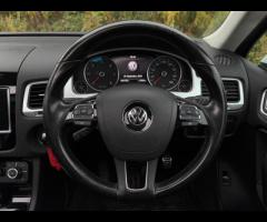 Volkswagen Touareg FULL SERVICE HISTORY - 10 SERVICES - 3 MAIN DEALER SERVICES - SERVICE INTERVALS @ - 28