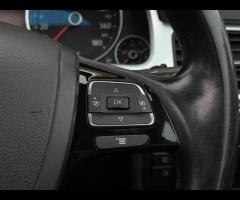 Volkswagen Touareg FULL SERVICE HISTORY - 10 SERVICES - 3 MAIN DEALER SERVICES - SERVICE INTERVALS @ - 31