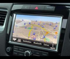 Volkswagen Touareg FULL SERVICE HISTORY - 10 SERVICES - 3 MAIN DEALER SERVICES - SERVICE INTERVALS @ - 45