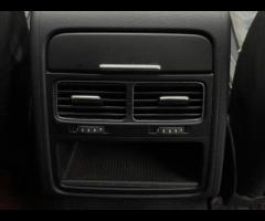 Volkswagen Touareg FULL SERVICE HISTORY - 10 SERVICES - 3 MAIN DEALER SERVICES - SERVICE INTERVALS @ - 64