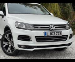 Volkswagen Touareg FULL SERVICE HISTORY - 10 SERVICES - 3 MAIN DEALER SERVICES - SERVICE INTERVALS @ - 79