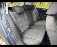 Volkswagen Golf 2 FORMER KEEPERS|2 KEYS|SERVICE HISTORY|LOGBOOK

This 2012 Volkswagen Golf TDI Match - 26