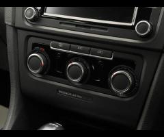 Volkswagen Golf 2 FORMER KEEPERS|2 KEYS|SERVICE HISTORY|LOGBOOK

This 2012 Volkswagen Golf TDI Match - 48