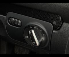 Volkswagen Golf 2 FORMER KEEPERS|2 KEYS|SERVICE HISTORY|LOGBOOK

This 2012 Volkswagen Golf TDI Match - 53