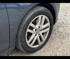 Volkswagen Golf 2 FORMER KEEPERS|2 KEYS|SERVICE HISTORY|LOGBOOK

This 2012 Volkswagen Golf TDI Match - 68