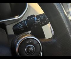 Land Rover Range Rover Sport 2 KEYS|FULL SERVICE HISTORY - 6 SERVICES - MOST RECENT SERVICE DONE @ 8 - 38