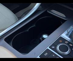Land Rover Range Rover Sport 2 KEYS|FULL SERVICE HISTORY - 6 SERVICES - MOST RECENT SERVICE DONE @ 8 - 57
