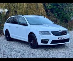 Skoda Octavia 2 KEYS|SERVICE HISTORY|LOGBOOK|

This 2016 Skoda Octavia TFSI vRS is a Euro 6 complian - 3