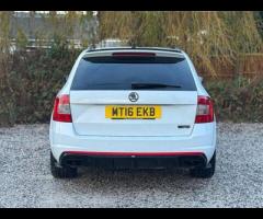 Skoda Octavia 2 KEYS|SERVICE HISTORY|LOGBOOK|

This 2016 Skoda Octavia TFSI vRS is a Euro 6 complian - 9