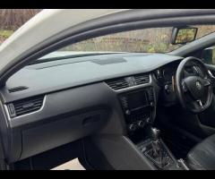 Skoda Octavia 2 KEYS|SERVICE HISTORY|LOGBOOK|

This 2016 Skoda Octavia TFSI vRS is a Euro 6 complian - 15