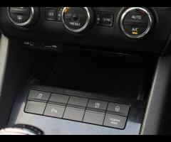 Skoda Octavia 2 KEYS|SERVICE HISTORY|LOGBOOK|

This 2016 Skoda Octavia TFSI vRS is a Euro 6 complian - 51