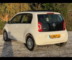 Volkswagen up! 1 FORMER KEEPER|2 KEYS|PARTIAL SERVICE HISTORY|EURO 6|ULEZ COMPLIANT|

Equipment:
Air - 7