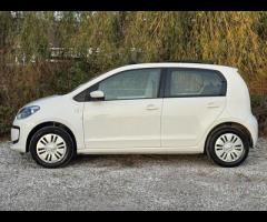 Volkswagen up! 1 FORMER KEEPER|2 KEYS|PARTIAL SERVICE HISTORY|EURO 6|ULEZ COMPLIANT|

Equipment:
Air - 11