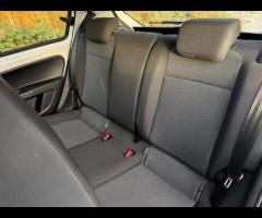 Volkswagen up! 1 FORMER KEEPER|2 KEYS|PARTIAL SERVICE HISTORY|EURO 6|ULEZ COMPLIANT|

Equipment:
Air - 26