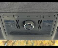 Volkswagen up! 1 FORMER KEEPER|2 KEYS|PARTIAL SERVICE HISTORY|EURO 6|ULEZ COMPLIANT|

Equipment:
Air - 45