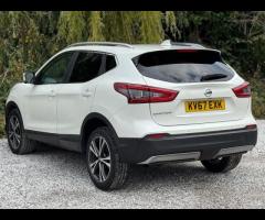 Nissan Qashqai 2 FORMER KEEPERS|2 KEYS|FULL SERVICE HISTORY - 8 SERVICES - 3 MAIN DEALER SERVICES - - 7