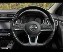 Nissan Qashqai 2 FORMER KEEPERS|2 KEYS|FULL SERVICE HISTORY - 8 SERVICES - 3 MAIN DEALER SERVICES - - 30