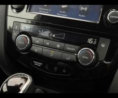 Nissan Qashqai 2 FORMER KEEPERS|2 KEYS|FULL SERVICE HISTORY - 8 SERVICES - 3 MAIN DEALER SERVICES - - 51