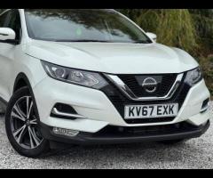 Nissan Qashqai 2 FORMER KEEPERS|2 KEYS|FULL SERVICE HISTORY - 8 SERVICES - 3 MAIN DEALER SERVICES - - 63