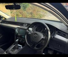Volkswagen Passat LOGBOOK|2 KEYS|2 FORMER KEEPERS|FULL SERVIVE HISTORY INTERVALS,11K,,29K,44K,66K,91 - 14
